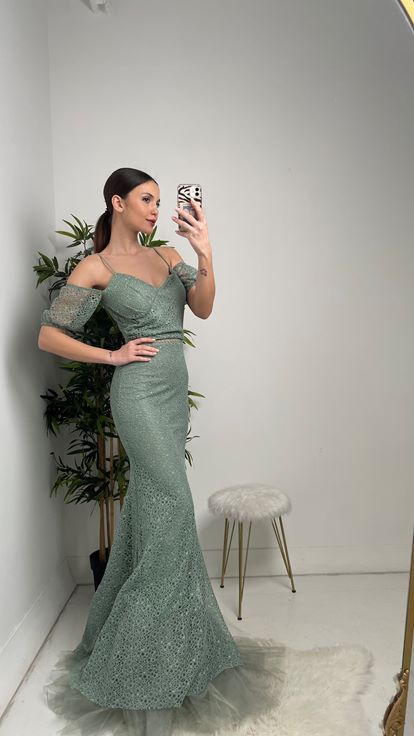 Mint Yeşili İp Askılı Uzun Dantel Abiye Elbise