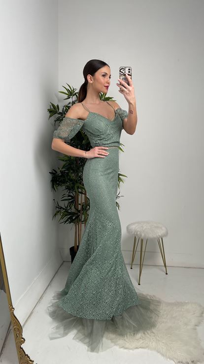 Mint Yeşili İp Askılı Uzun Dantel Abiye Elbise