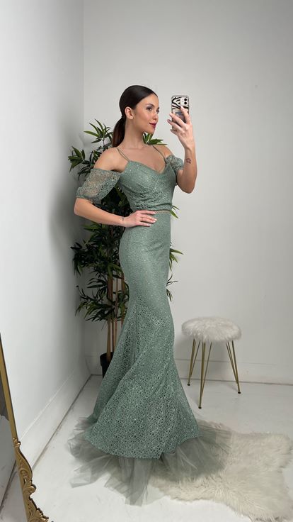 Mint Yeşili İp Askılı Uzun Dantel Abiye Elbise