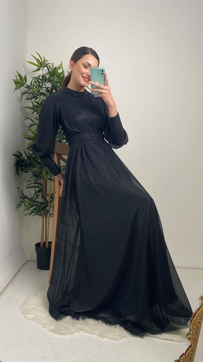Siyah Düğme Detaylı Uzun Simli Abiye Elbise