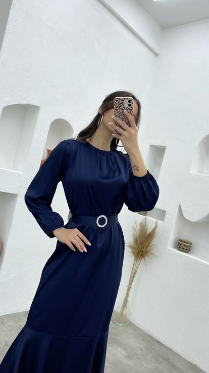 Lacivert Kemer Detay  Saten Tesettür Abiye Elbise