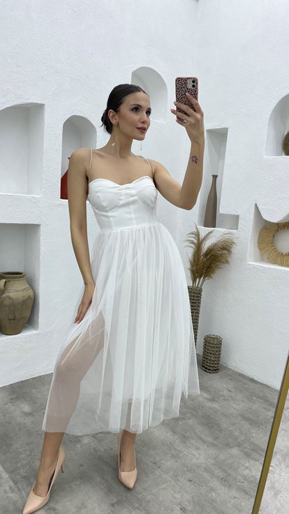 Beyaz İp Askılı Tül Abiye Elbise