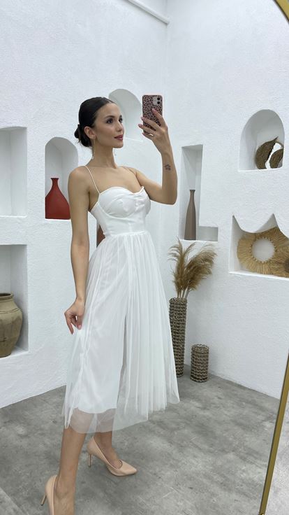 Beyaz İp Askılı Tül Abiye Elbise