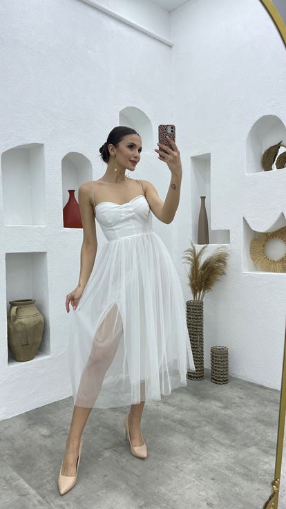 Beyaz İp Askılı Tül Abiye Elbise