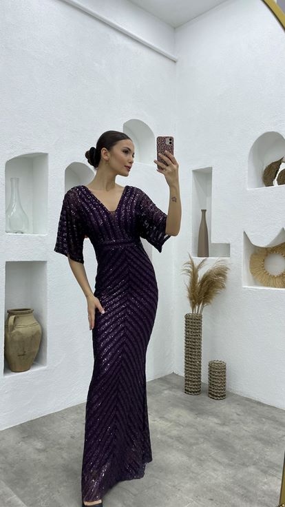 Plum Sequined V-Neck Long Evening Dress