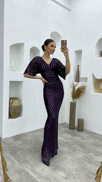 Plum Sequined V-Neck Long Evening Dress