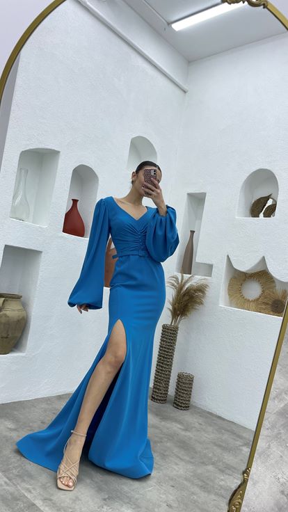 Blue Buttoned Belt Balloon Sleeve Evening Dress