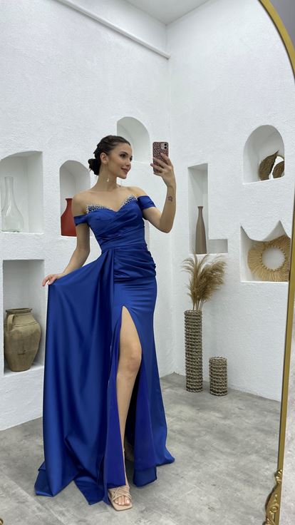 Mavi Göğsü Taşlı Drapeli Saten Abiye Elbise Aller