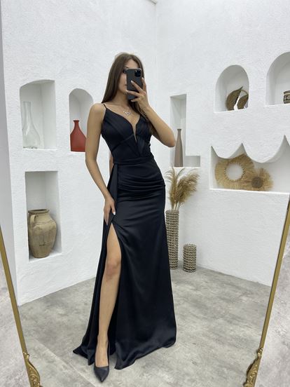 Siyah İp Askılı Kol Detay Drapeli Saten Abiye Elbise Aller