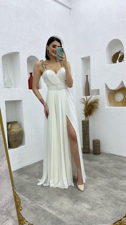 Beyaz Taşlı Askılı Kruvaze Yaka Sifon Abiye Elbise