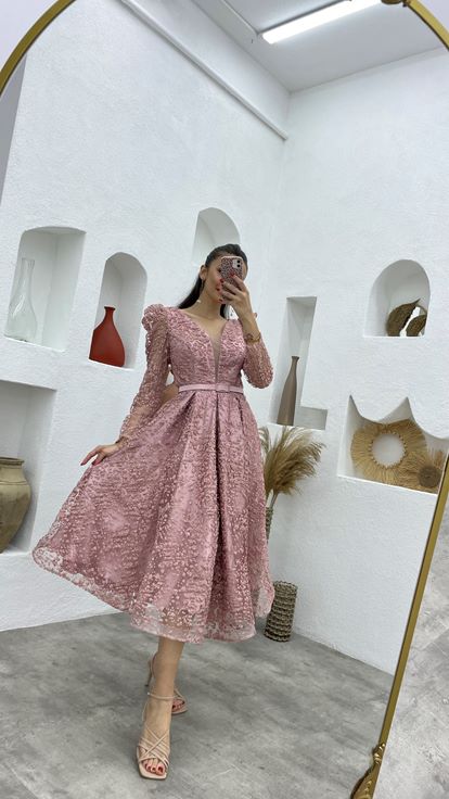 Powder Sleeves Tulle Midi Length Evening Dress