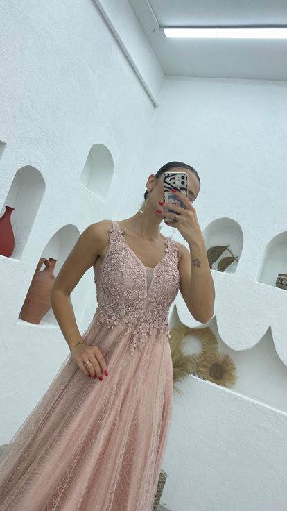 Powder Lace Detailed Tulle Evening Dress