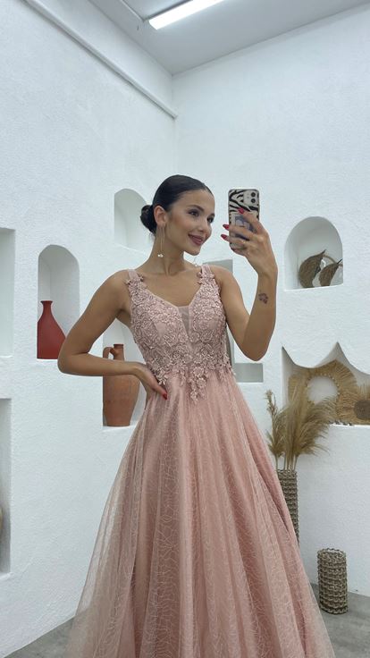 Powder Lace Detailed Tulle Evening Dress
