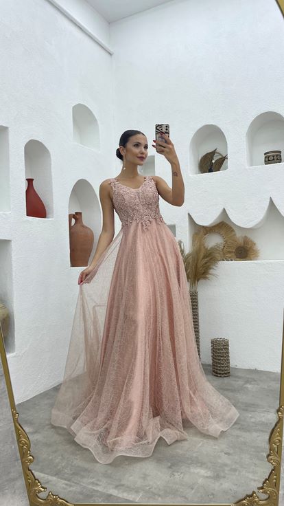 Powder Lace Detailed Tulle Evening Dress