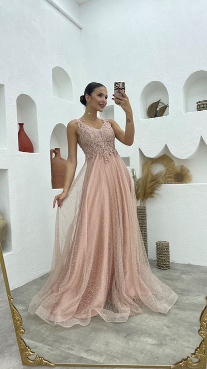 Powder Lace Detailed Tulle Evening Dress