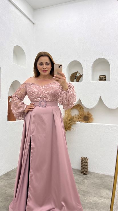 Manche de ballon ceinturée en poudre Plus Robe de soirée