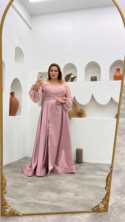 Manche de ballon ceinturée en poudre Plus Robe de soirée