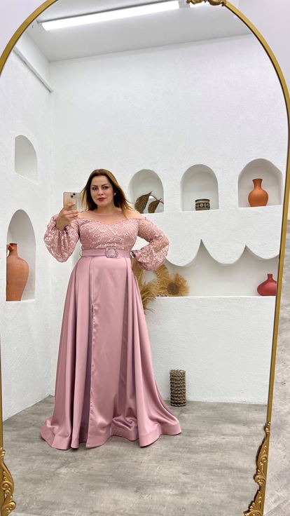 Manche de ballon ceinturée en poudre Plus Robe de soirée