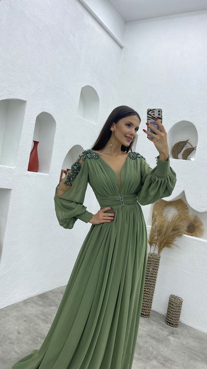 Mint Yeşili Kolları İnci Detay Şifon Abiye Elbise