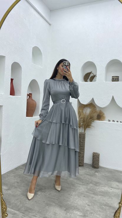 Gri Eteği Kat Kat Kemerli Sifon Tesettür  Abiye Elbise