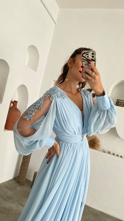 Bebe Mavi Kolları İncili Şifon Abiye Elbise