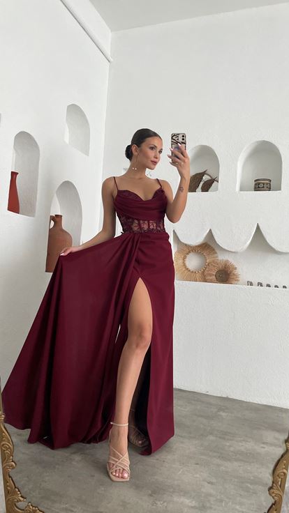 Bordo İp Askılı Büzgülü Güpürlü Abiye Elbise