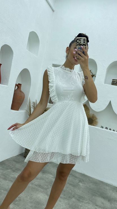 Beyaz Sıfır Kol Dantelli Şifon Elbise