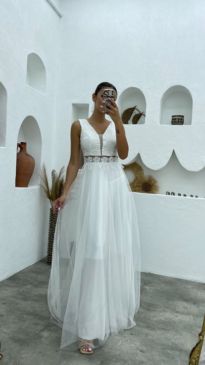 White Over Guipure Waist Motif Tulle Evening Dress