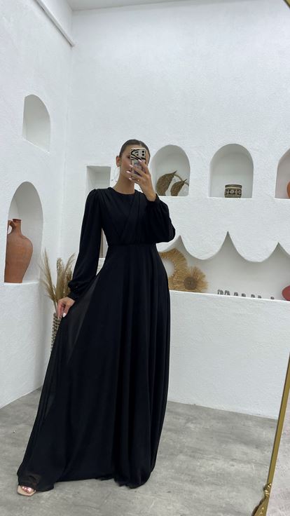 Siyah Kruvaze Yaka Kuşaklı Şifon Tesettür Abiye Elbise