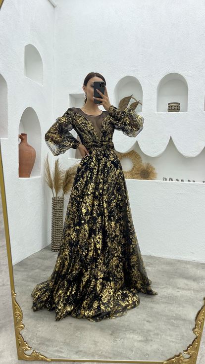 Siyah Gold Detay Tül Abiye Elbise
