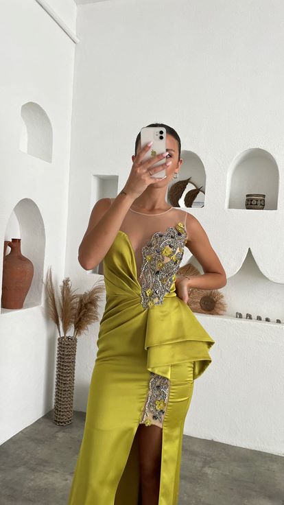 Yellow Transparent Tassel Detail Flywheel Satin Evening Dress