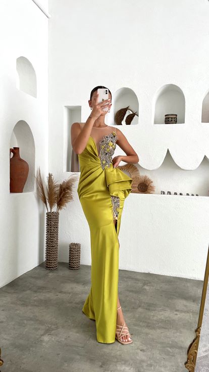 Yellow Transparent Tassel Detail Flywheel Satin Evening Dress