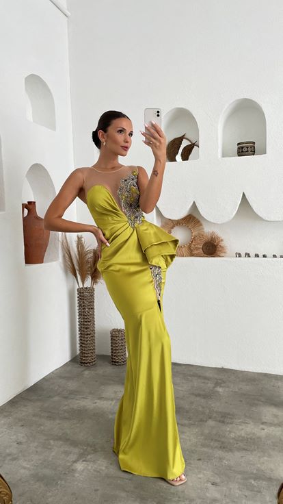 Yellow Transparent Tassel Detail Flywheel Satin Evening Dress
