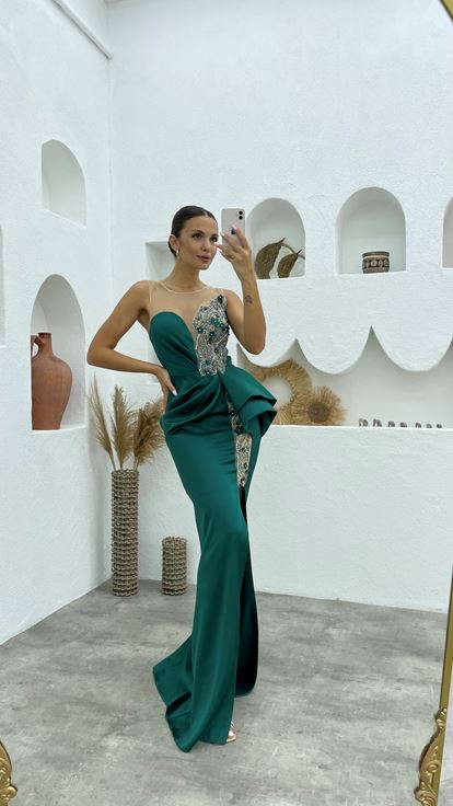 Green Transparent Tassel Detail Flywheel Satin Evening Dress