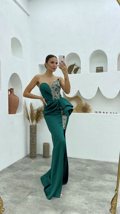 Green Transparent Tassel Detail Flywheel Satin Evening Dress