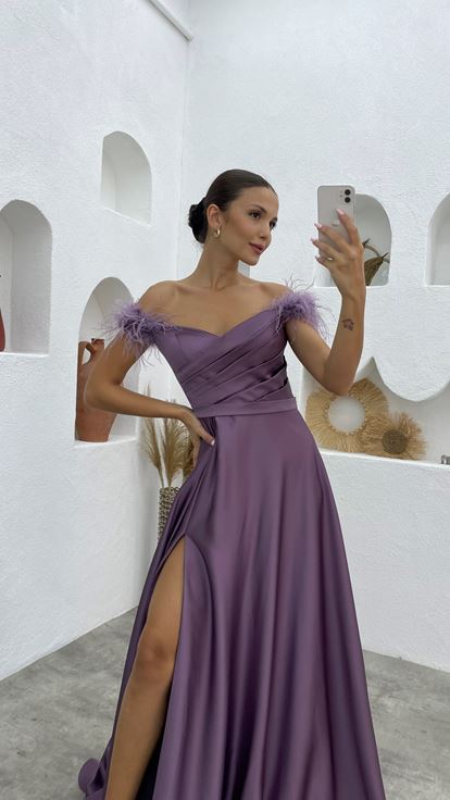 Lilas Plume Détail Épaule Drapée Satin Robe de soirée