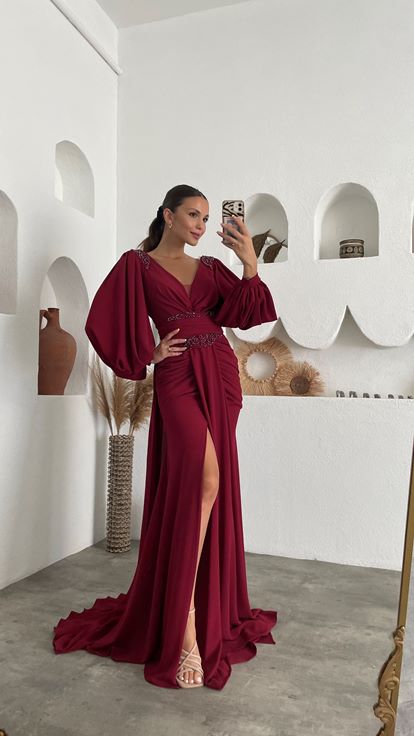 Bordo İşlemeli Drapeli Şifon Abiye Elbise