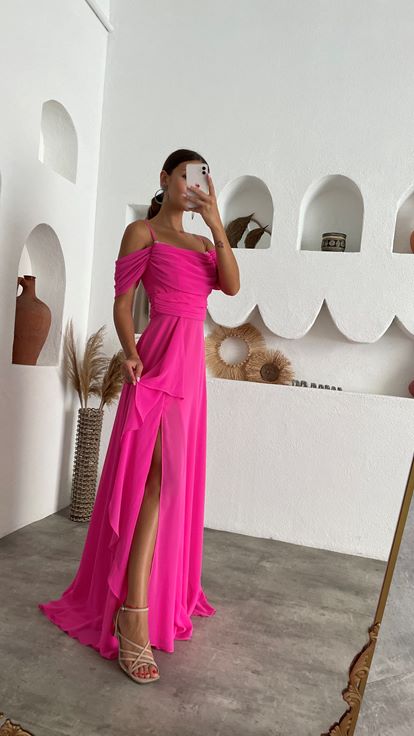 Pembe İp Askılı İşlemeli Drapeli Şifon Abiye Elbise