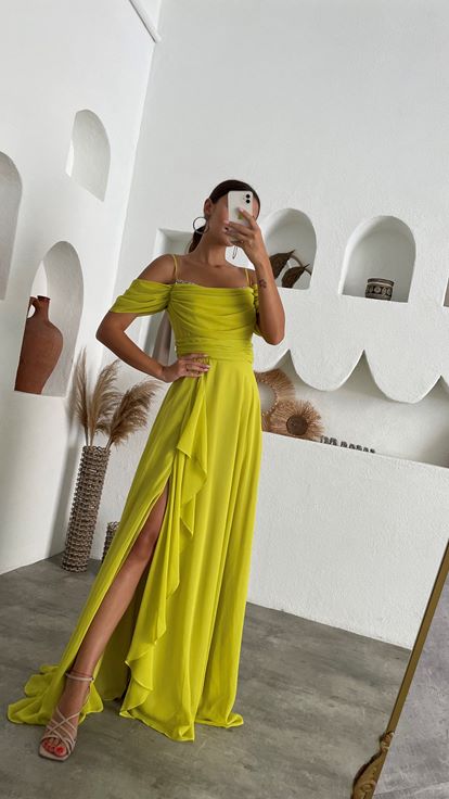 Sarı İp Askılı İşlemeli Drapeli Şifon Abiye Elbise