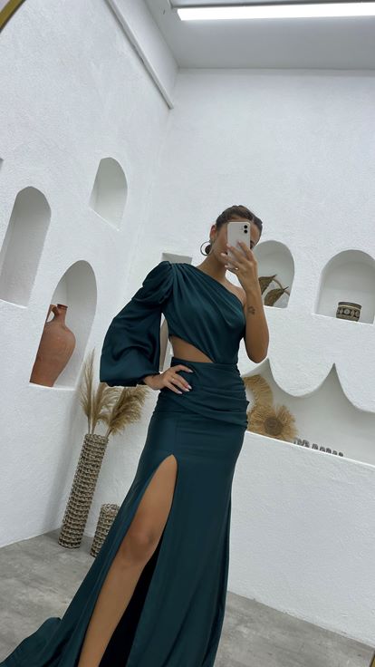 Yeşil Tek Kol Kemerli Abiye Elbise