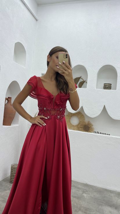 Kırmızı Volanlı İşlemeli Saten Abiye Elbise