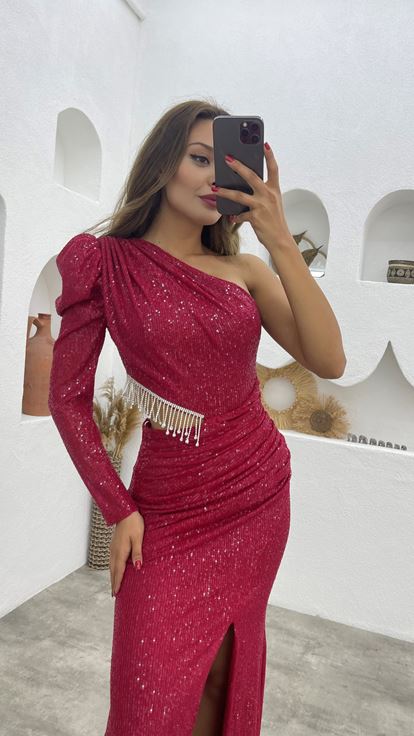 Kırmızı Tek Kol Zincirli Bel Detay Pul Payet Abiye Elbise