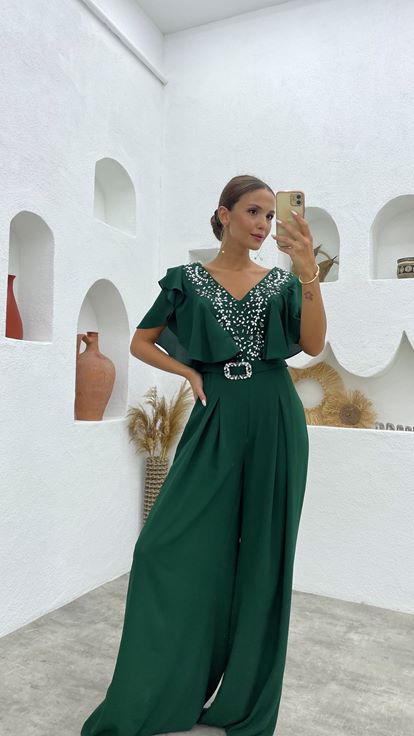 Zümrüt Taş İşlemeli Kemerli V Yaka Tulum