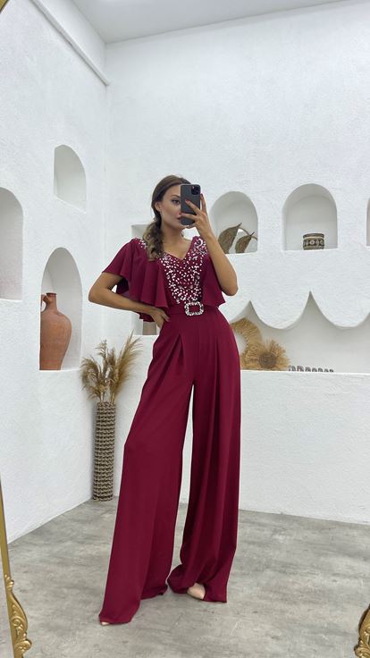 Bordo Taş İşlemeli Kemerli V Yaka Tulum