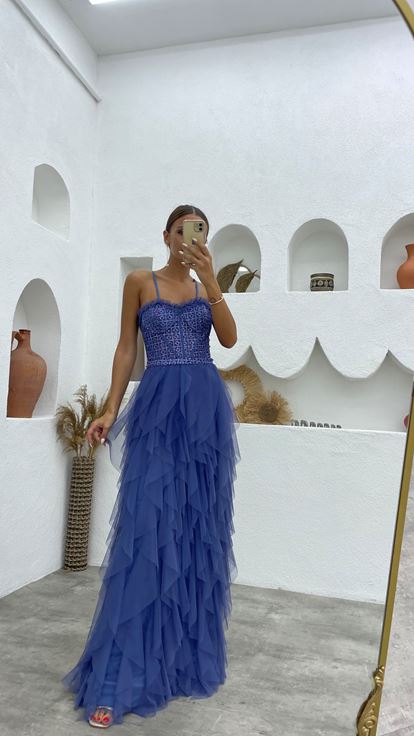 İndigo İp Askılı Üzeri İşlemeli Eteği Fırfırlı Tül Abiye Elbise