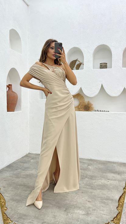 Krem Tek Omuz Desenli Saten Abiye Elbise