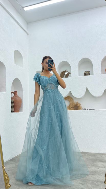 Mint Green Chest Embroidered Lace Evening Dress