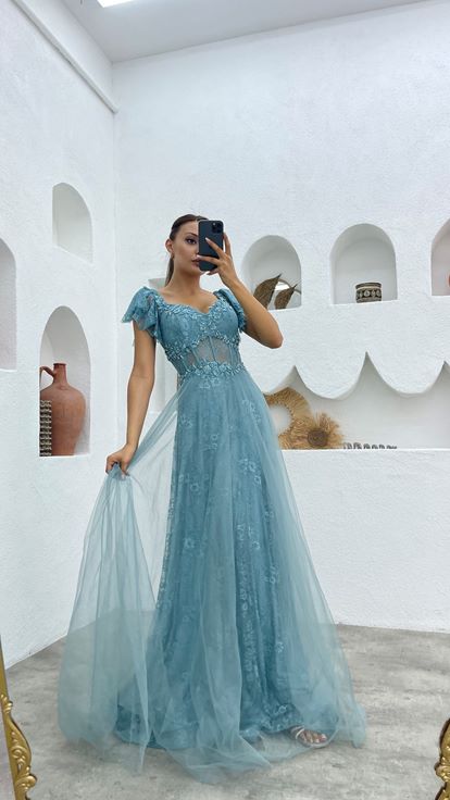 Mint Green Chest Embroidered Lace Evening Dress