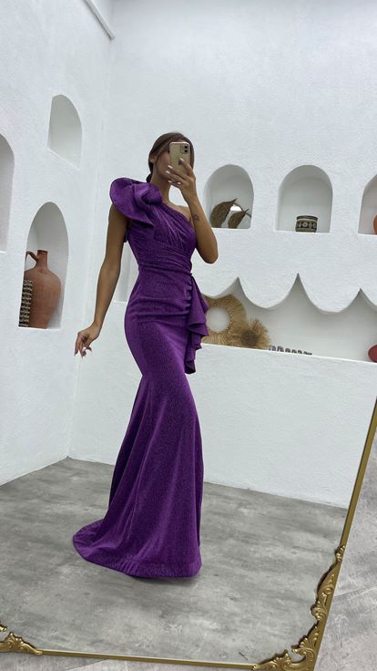 Mor Tek Kol Volanlı Simli Abiye Elbise