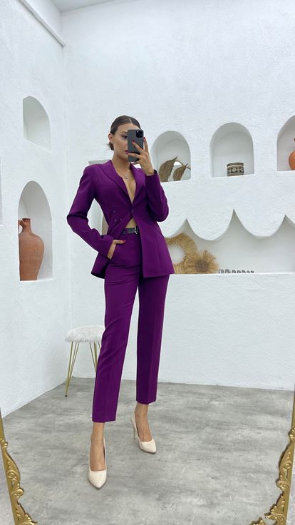 Mor Yandan Düğme Detay Ceket Pantolon Takım